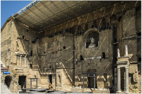 Unter den Augen des Kaisers In Orange