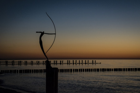 Stephan Zeidler Zingster Skulpturen - bei Tag und Nacht