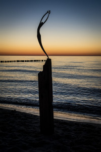 Stephan Zeidler Zingster Skulpturen - bei Tag und Nacht