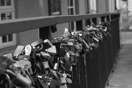 Foto: Mario Schwartze Kontrast - Unscharf - Mitziehen